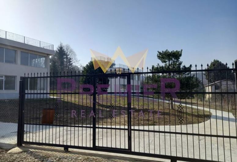 Къща в м-ст Зеленика -  - снимка 8 - Имоти Премиер