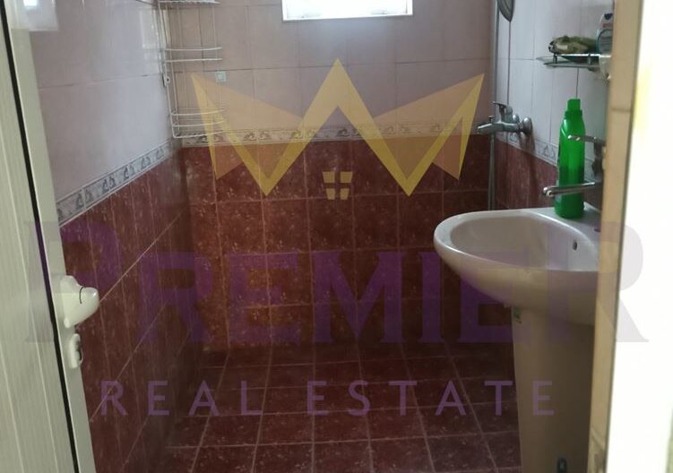 Къща в село Батово -  - снимка 13 - Имоти Премиер