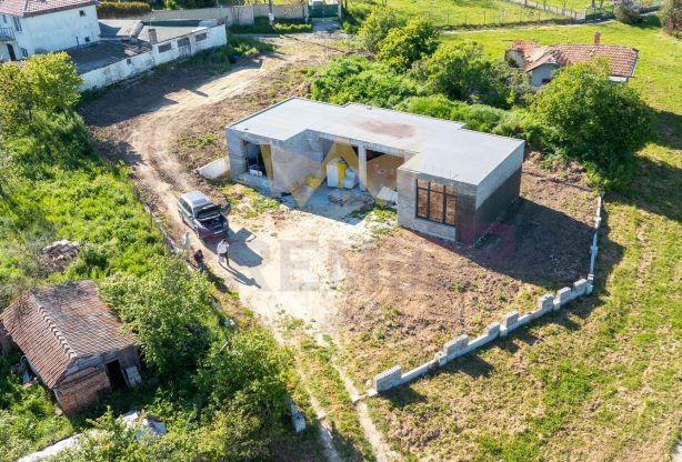 Агенция за недвижими имоти - Имоти Премиер - имот - 1024678, Цена: 159990 EUR