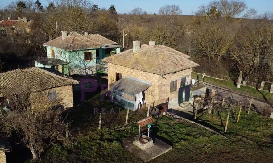 Къща в село Караманите -  - снимка 3 - Имоти Премиер