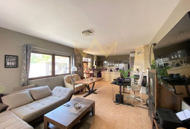Агенция за недвижими имоти - Имоти Премиер - имот - 1031200, Цена: 345000 EUR