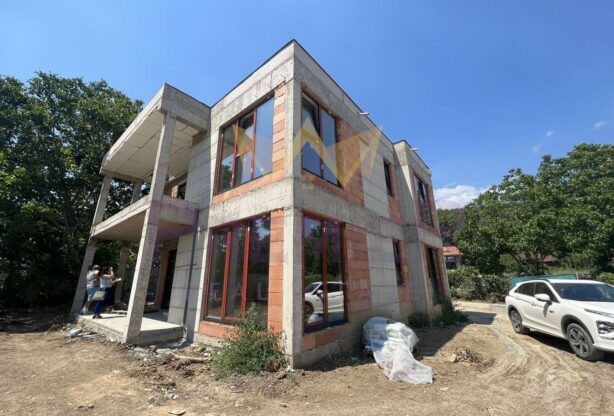 Агенция за недвижими имоти - Имоти Премиер - имот - 1047452, Цена: 480000 EUR