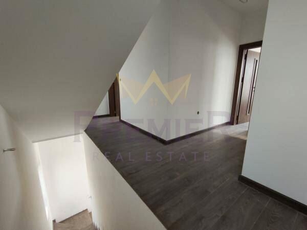 Агенция за недвижими имоти - Имоти Премиер - имот - 1068004, Цена: 319000 EUR