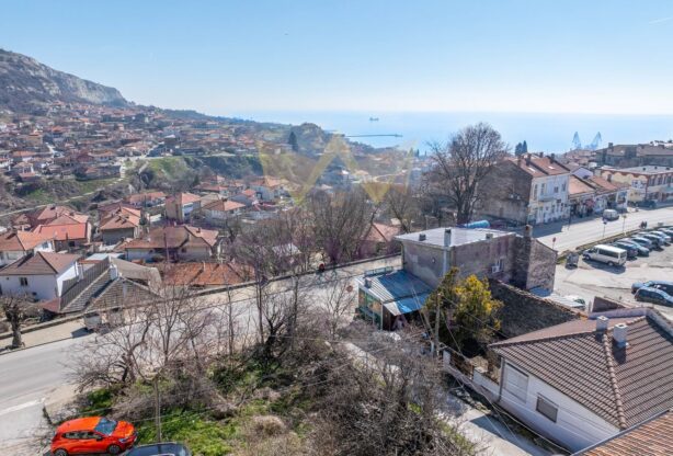 Код на имот: 1056969, Площ: 180 м<sup>2</sup> кв.м, Имоти Премиер - Цена: 269500 EUR