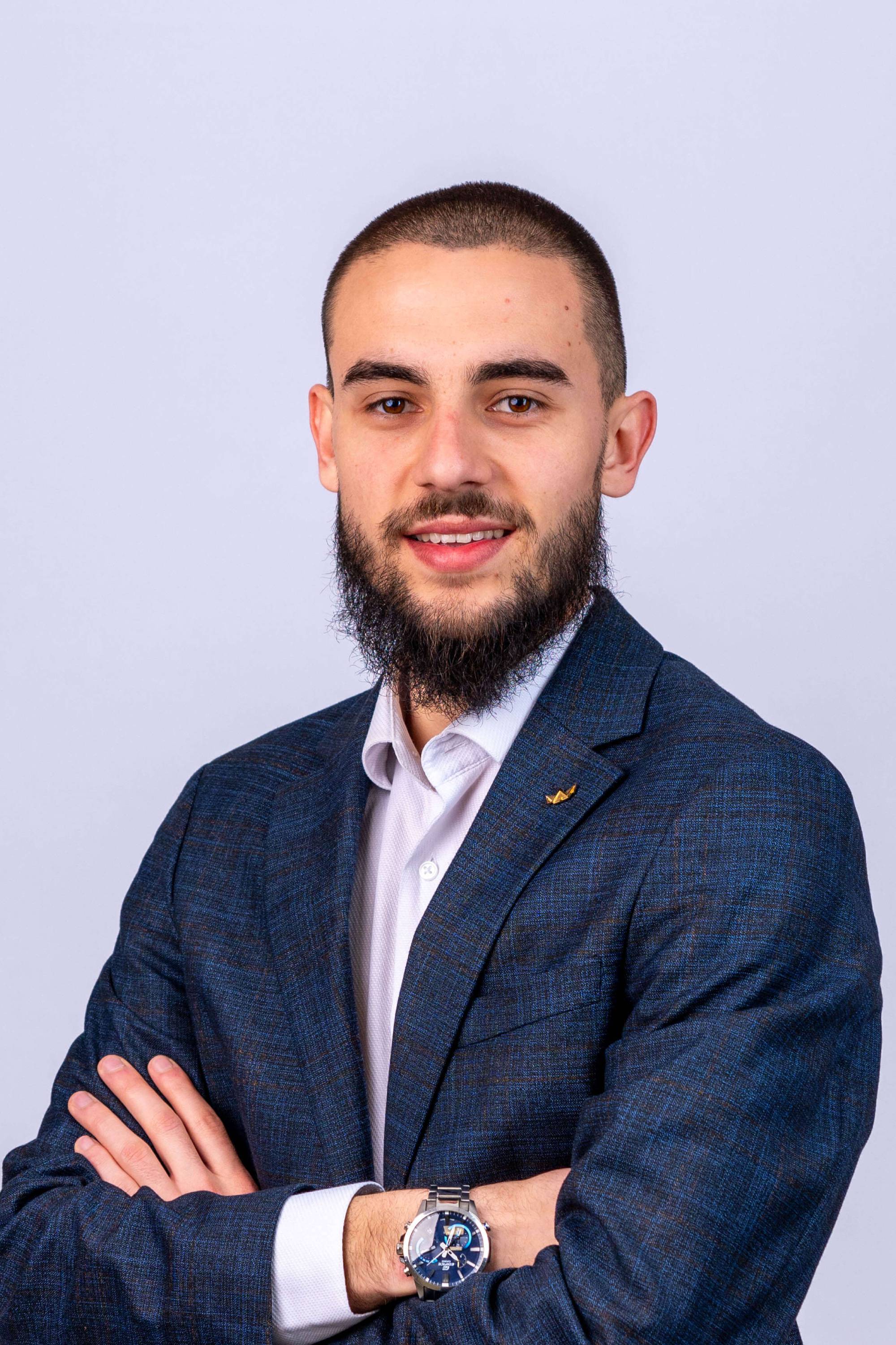 Кристиян Киров - ИМОТИ ПРЕМИЕР - Агенция за недвижими имоти