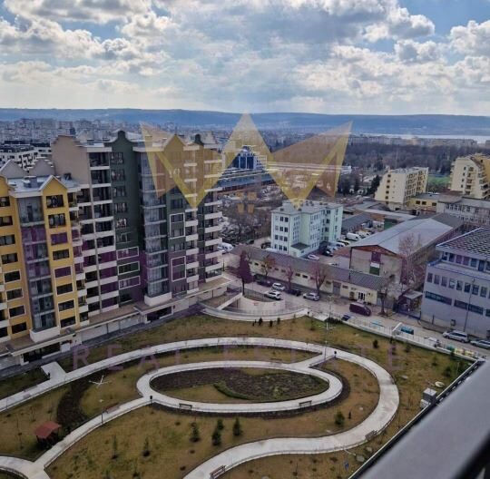 ЛУКСОЗЕН ДВУСТАЕН АПАРТАМЕНТ С ГОЛЯМА ТЕРАСА – кв. Победа - - снимка 8 - Имоти Премиер