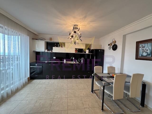 Луксозен тристаен апартамент на две нива с гледка към морето в Свети Влас -  - снимка 8 - Имоти Премиер