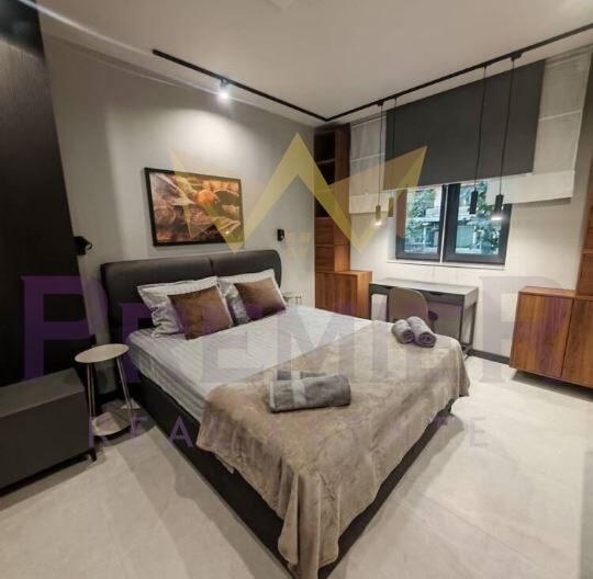 ЛУКСОЗЕН ТРИСТАЕН В СЪРЦЕТО НА БУРГАС + ПАРКОМЯСТО - - снимка 9 - Имоти Премиер