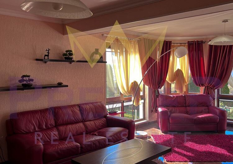 Луксозна триетажна къща в село Оброчище - - снимка 18 - Имоти Премиер