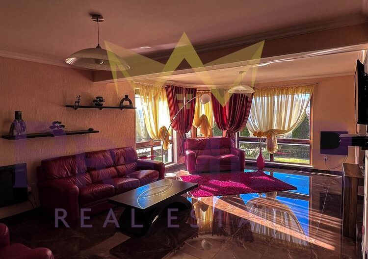 Луксозна триетажна къща в село Оброчище - - снимка 26 - Имоти Премиер