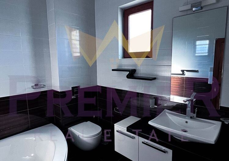 Луксозна триетажна къща в село Оброчище - - снимка 4 - Имоти Премиер