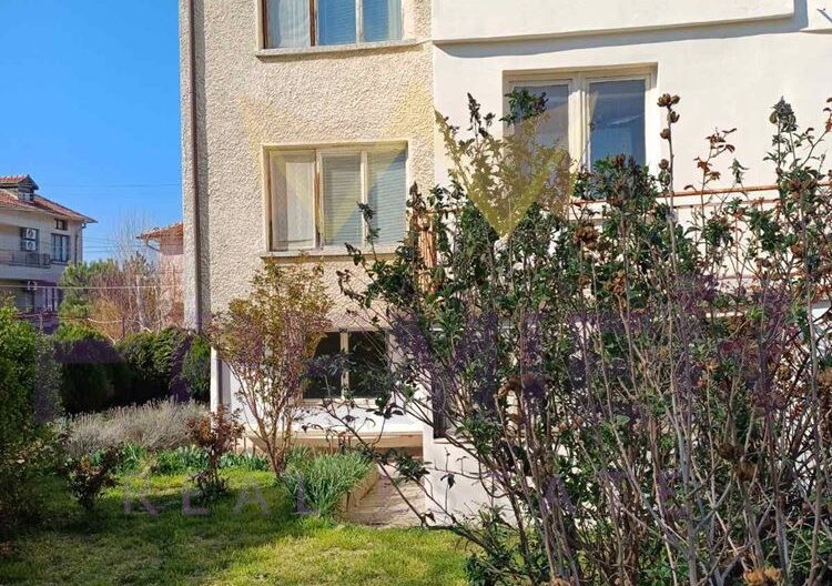 Агенция за недвижими имоти - Имоти Премиер - имот - 1066307, Цена: 190000 EUR