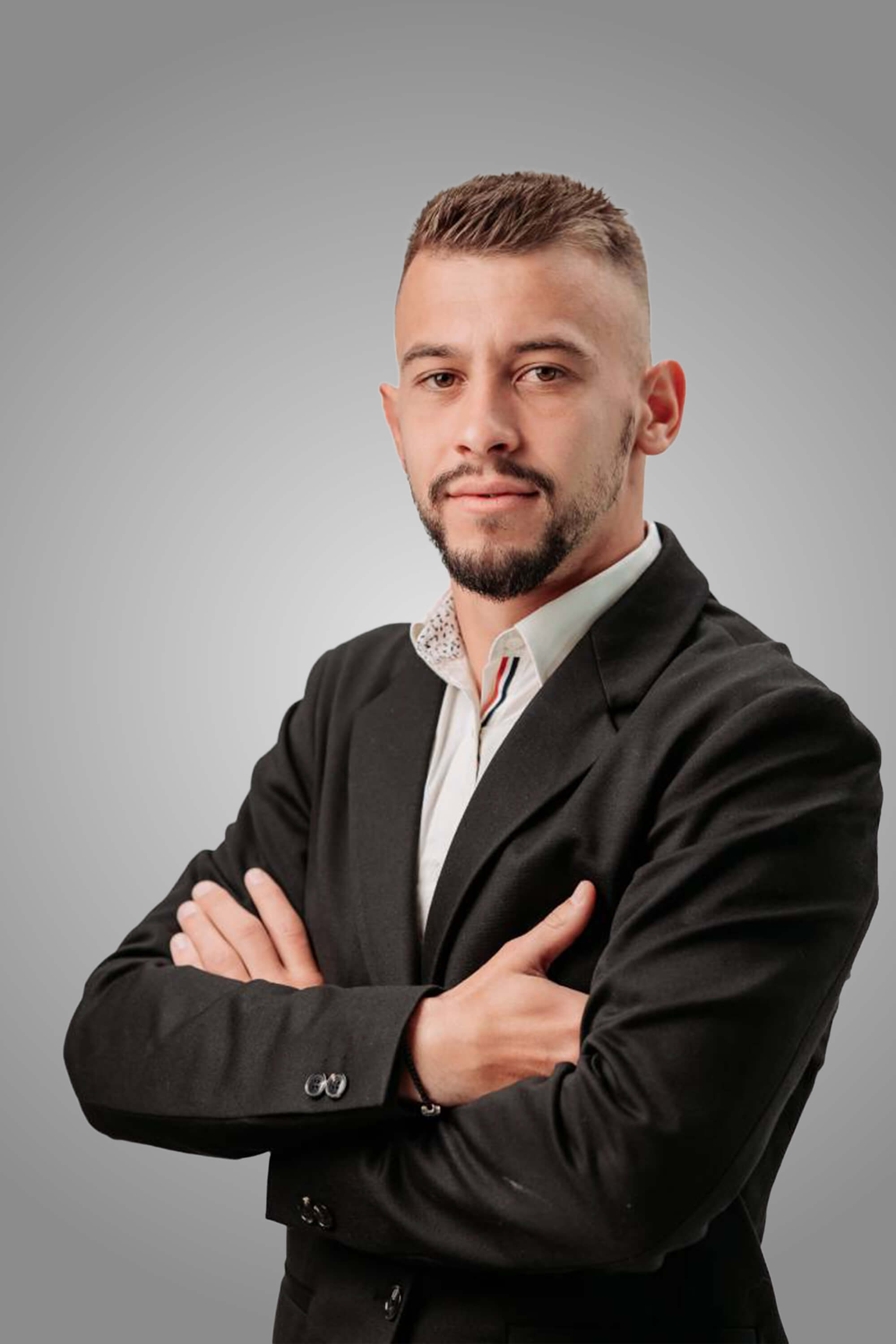 Михаил Михайлов - ИМОТИ ПРЕМИЕР - Агенция за недвижими имоти