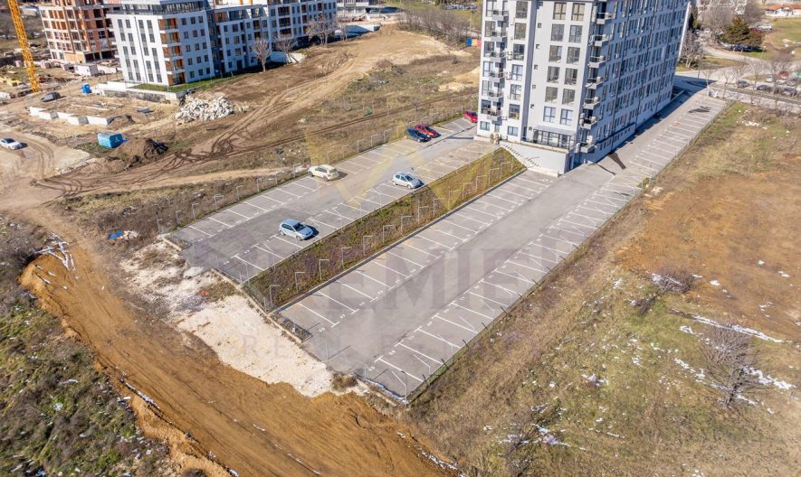 Наземен Паркинг с 30 бр. Паркоместа // Инвестиционна Възможност // ж.к. Вл. Варненчик -  - снимка 6 - Имоти Премиер