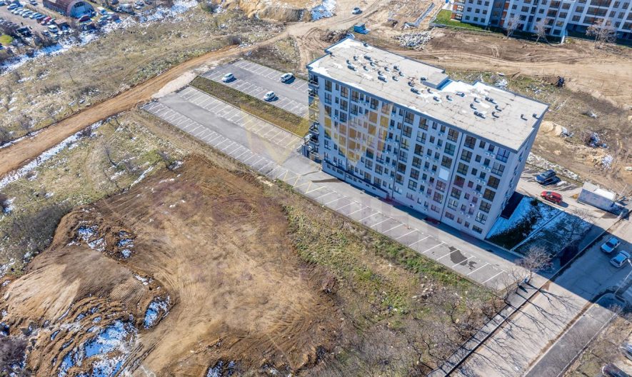 Наземен Паркинг с 30 бр. Паркоместа // Инвестиционна Възможност // ж.к. Вл. Варненчик -  - снимка 8 - Имоти Премиер