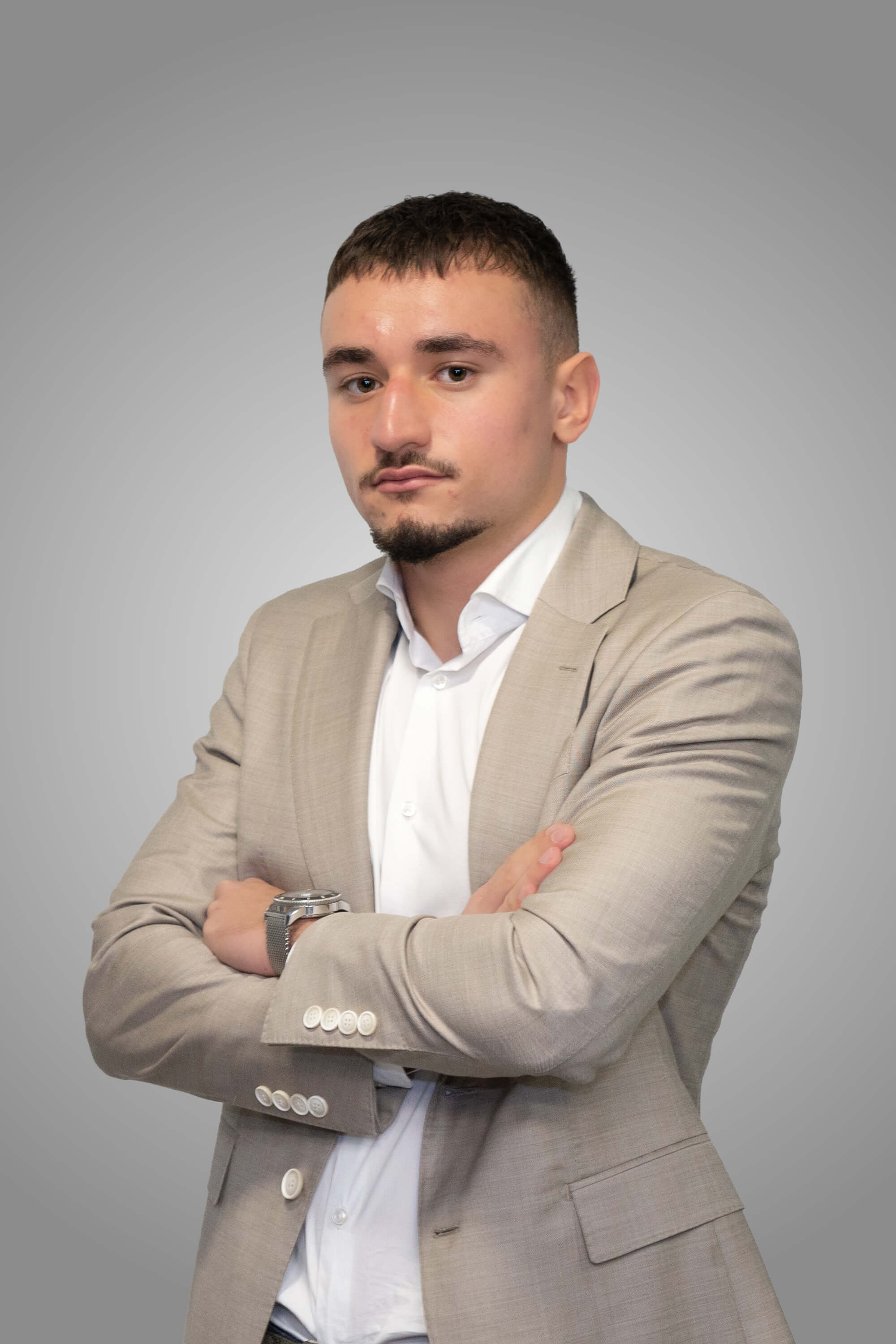 Никола Апостолов - ИМОТИ ПРЕМИЕР - Агенция за недвижими имоти