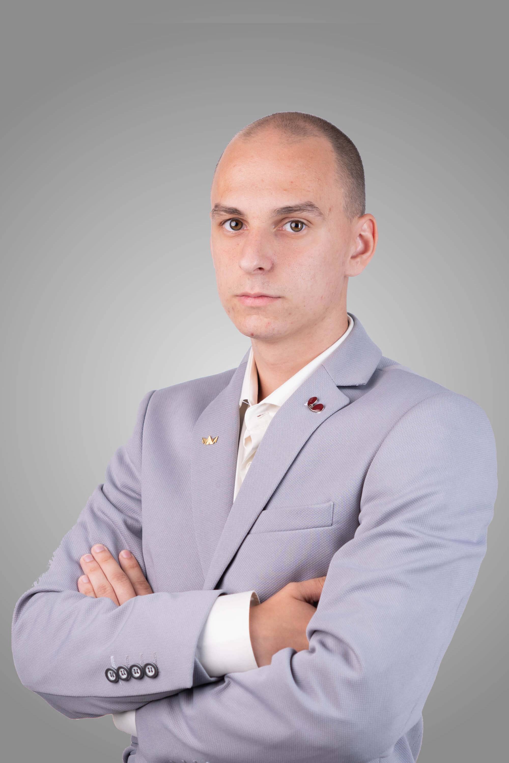 Николай Атанасов - ИМОТИ ПРЕМИЕР - Агенция за недвижими имоти