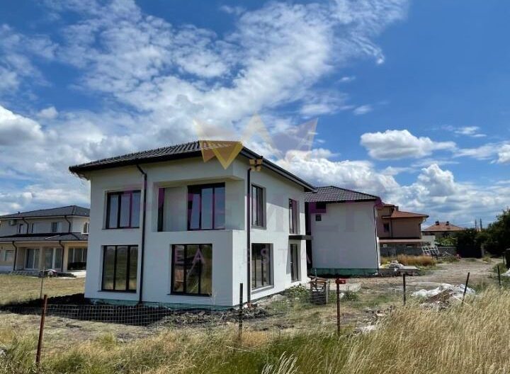 Агенция за недвижими имоти - Имоти Премиер - имот - 1052243, Цена: 369000 EUR