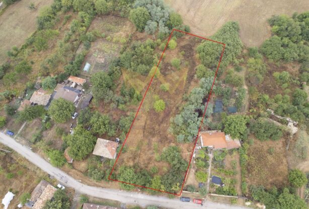 Обява за имот 935321, Площ: 1500 м<sup>2</sup>, Цена: 25000 EUR - Имоти Премиер