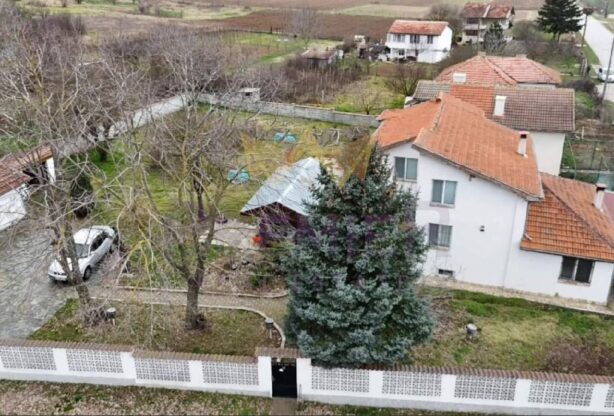 Обява за имот 985655, Площ: 363 м<sup>2</sup>, Цена: 160000 EUR - Имоти Премиер