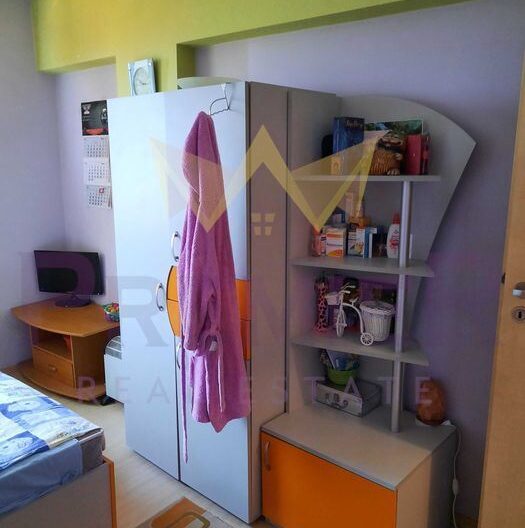 ОБЗАВЕДЕН ПРОСТОРЕН ТРИСТАЕН АПАРТАМЕНТ АСПАРУХОВО - - снимка 5 - Имоти Премиер