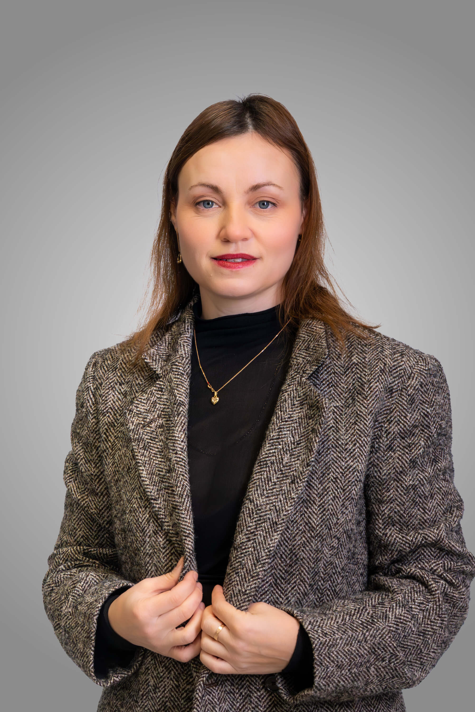 Олга Шаронова - ИМОТИ ПРЕМИЕР - Агенция за недвижими имоти