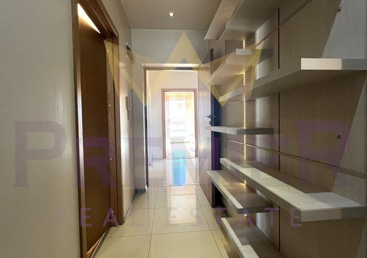 Панорамен четиристаен апартамент в района на Колхозен пазар - - снимка 11 - Имоти Премиер