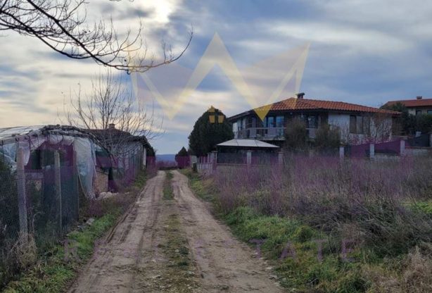 Агенция за недвижими имоти - Имоти Премиер - имот - 973339, Цена: 37225 EUR