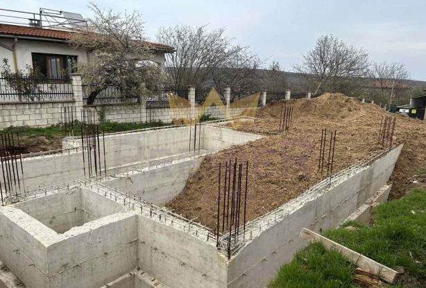 Агенция за недвижими имоти - Имоти Премиер - имот - 1025713, Цена: 54900 EUR