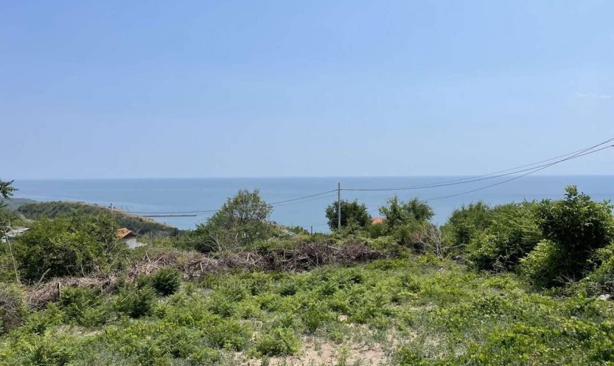 Парцел с МОРСКА ПАНОРАМА в град Балчик ! -  - снимка 3 - Имоти Премиер
