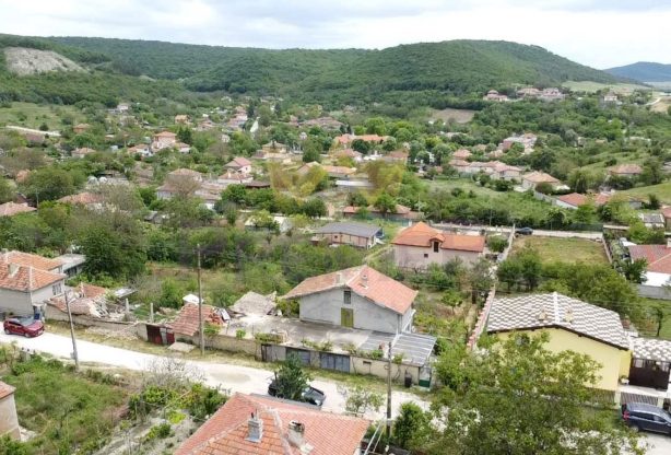 Агенция за недвижими имоти - Имоти Премиер - имот - 1026617, Цена: 27000 EUR