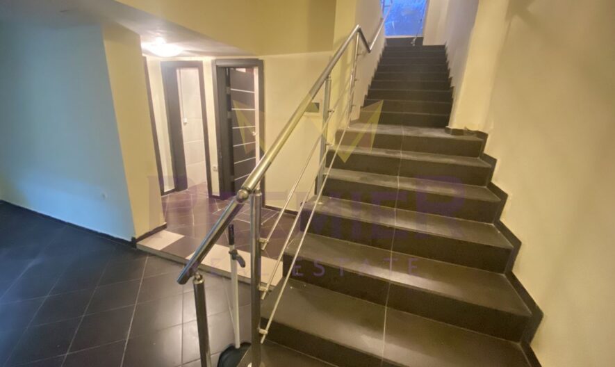 Помещение на две нива намиращо в кв. Победа -  - снимка 13 - Имоти Премиер