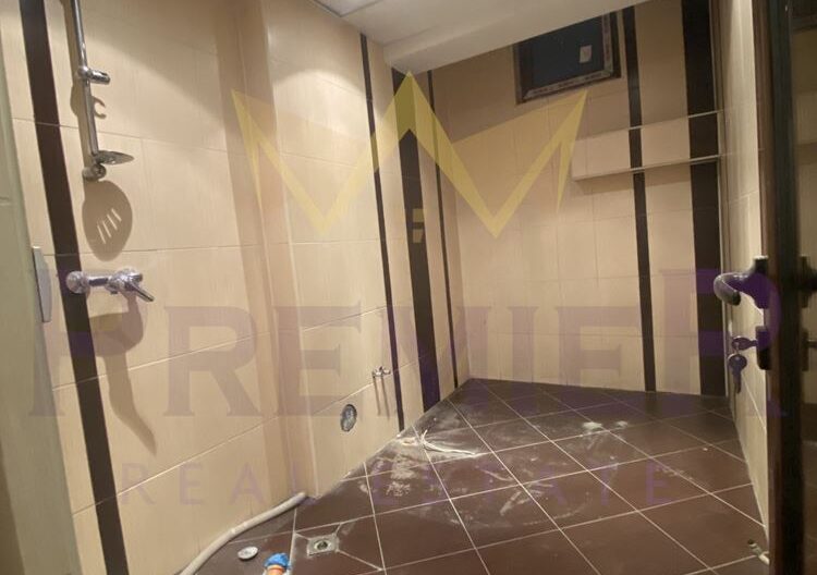 Помещение на две нива намиращо в кв. Победа -  - снимка 7 - Имоти Премиер