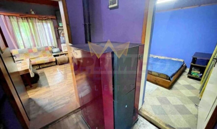 Практична къща (два апартамента с отделни входове) с просторен двор и изключителна локация в с. Котленци, обл. Добрич - - снимка 14 - Имоти Премиер