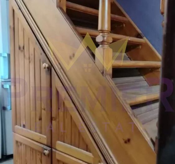 Практична къща (два апартамента с отделни входове) с просторен двор и изключителна локация в с. Котленци, обл. Добрич - - снимка 18 - Имоти Премиер