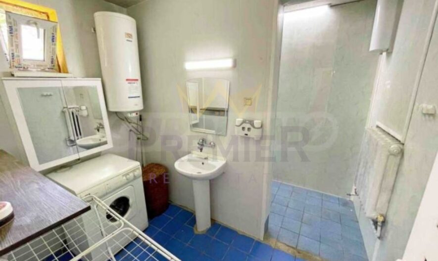 Практична къща (два апартамента с отделни входове) с просторен двор и изключителна локация в с. Котленци, обл. Добрич - - снимка 23 - Имоти Премиер