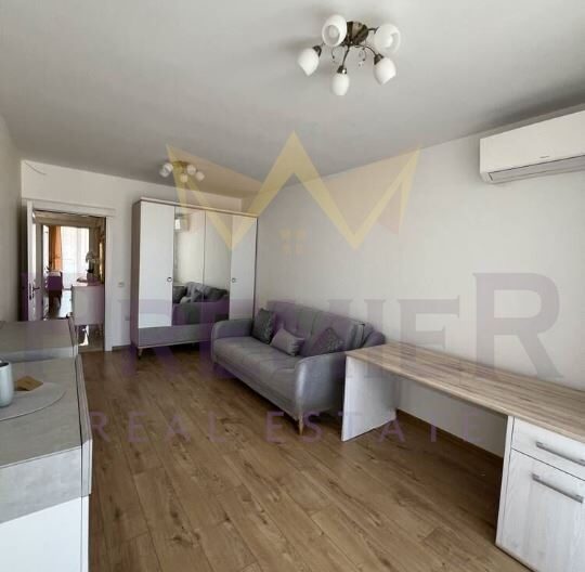 Прекрасен тристаен апартамент в центъра на Варна! -  - снимка 4 - Имоти Премиер