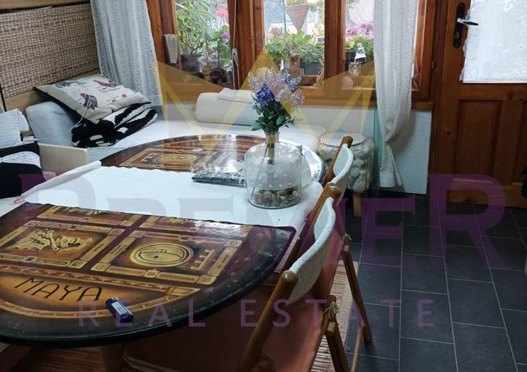 Продава Къща м-ст Траката Варна -  - снимка 3 - Имоти Премиер