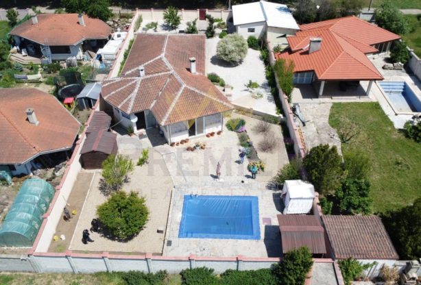 Агенция за недвижими имоти - Имоти Премиер - имот - 1007109, Цена: 245000 EUR