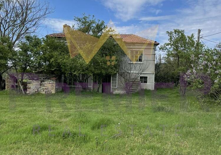 Продава къща в село Аврен -  - снимка 8 - Имоти Премиер