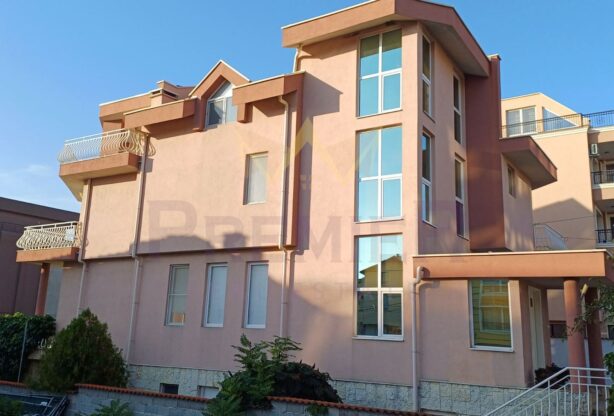 Агенция за недвижими имоти - Имоти Премиер - имот - 1061288, Цена: 1250000 EUR