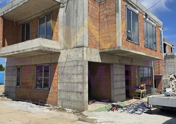 Агенция за недвижими имоти - Имоти Премиер - имот - 1064148, Цена: 800000 EUR
