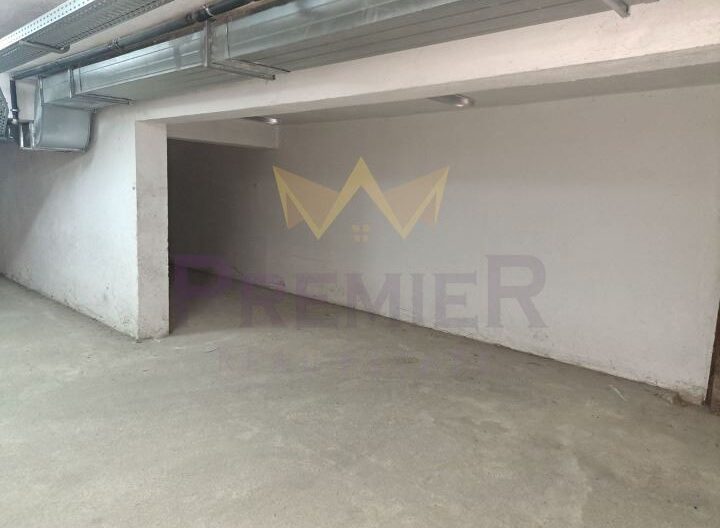 Продава ПАРКОМЯСТО в района на Колхозен пазар -  - снимка 3 - Имоти Премиер