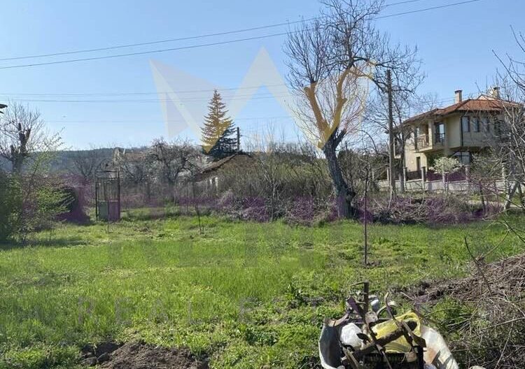 Продава парцел с къща. с.Осеново. област Варна -  - снимка 5 - Имоти Премиер