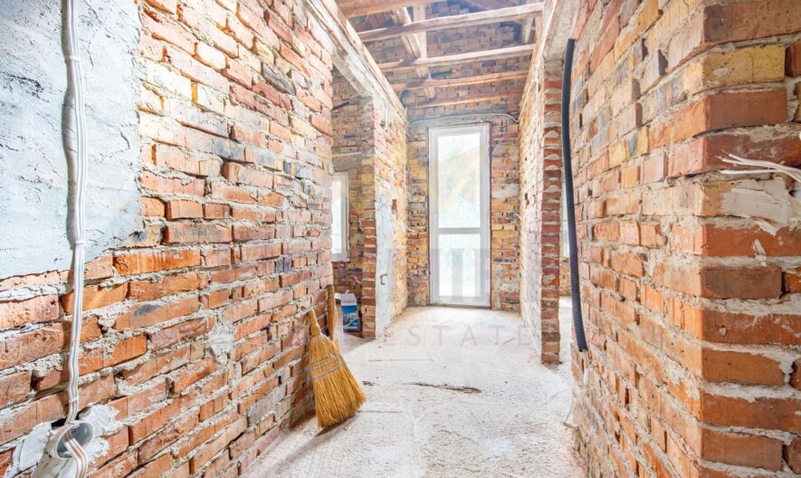 ПРОДАВАТ СЕ ДВЕ КЪЩИ В С.ЛИВАДА -  - снимка 21 - Имоти Премиер