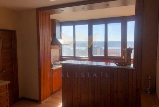 ПРОСТОРЕН ЧЕТИРИСТАЕН АПАРТАМЕНТ С НЕВЕРОЯТНА ГЛЕДКА -  - снимка 1 - Имоти Премиер