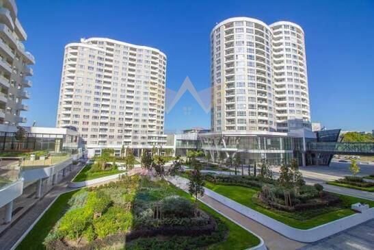 Просторен двустаен апартамент в Central Park Residence - - снимка 1 - Имоти Премиер