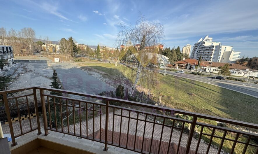 Просторен двустаен апартамент в Golden Dreams, Слънчев Бряг – 350 м от плажа -  - снимка 8 - Имоти Премиер