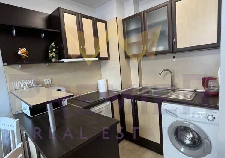 Просторен двустаен апартамент в Поморие -  - снимка 3 - Имоти Премиер