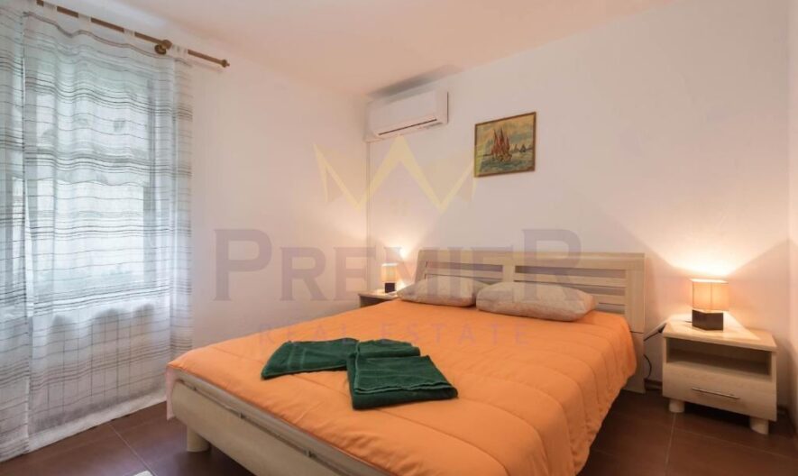 Просторна двуетажна къща в предпочитания район на гр. Балчик – близо до Ботаническата градина и морето - - снимка 12 - Имоти Премиер